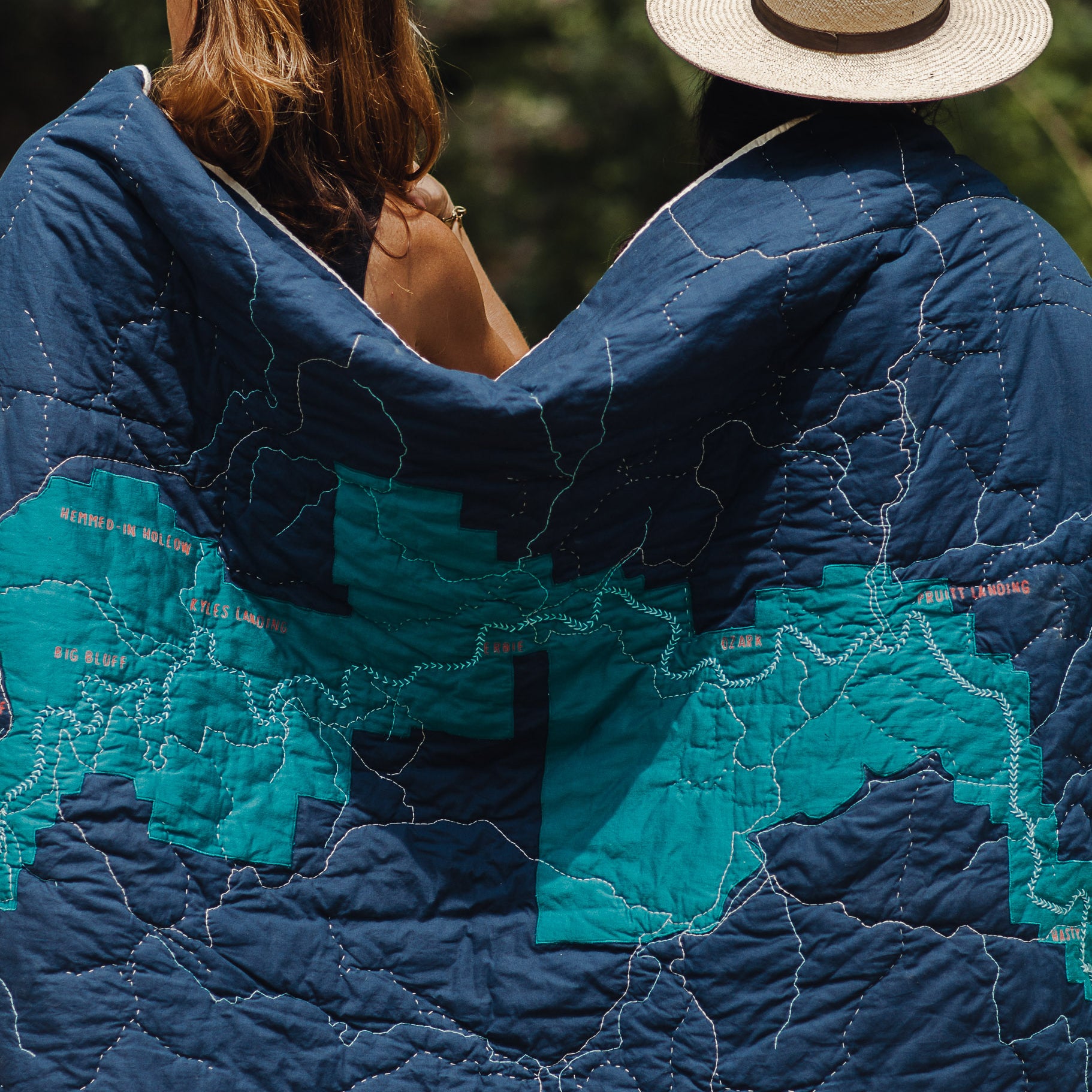 Buffalo River Quilt Navy – Hillfolk